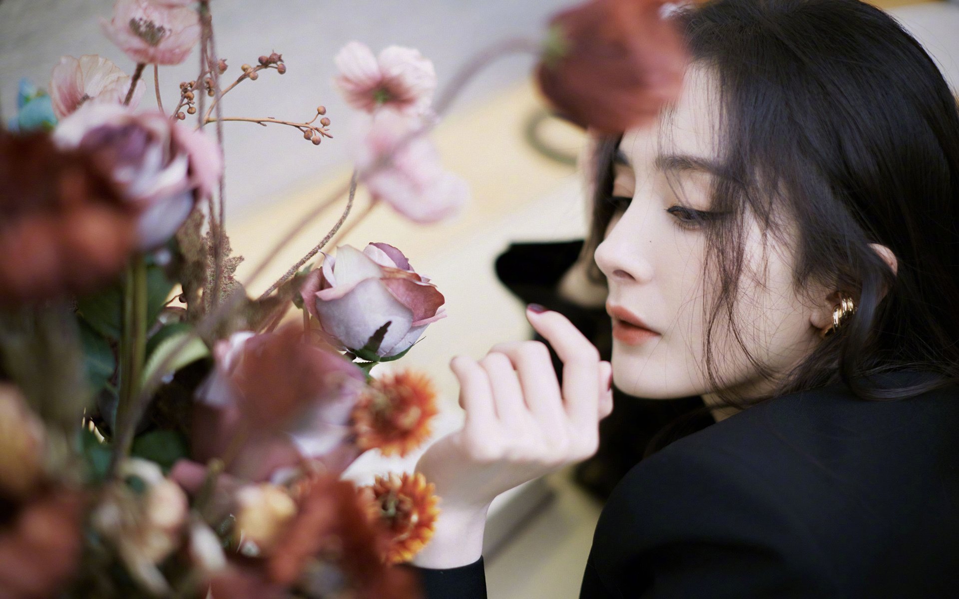 华体会官方网站下载-国际热身赛国足迎战 球员磨合成为看点，国足队内热身赛