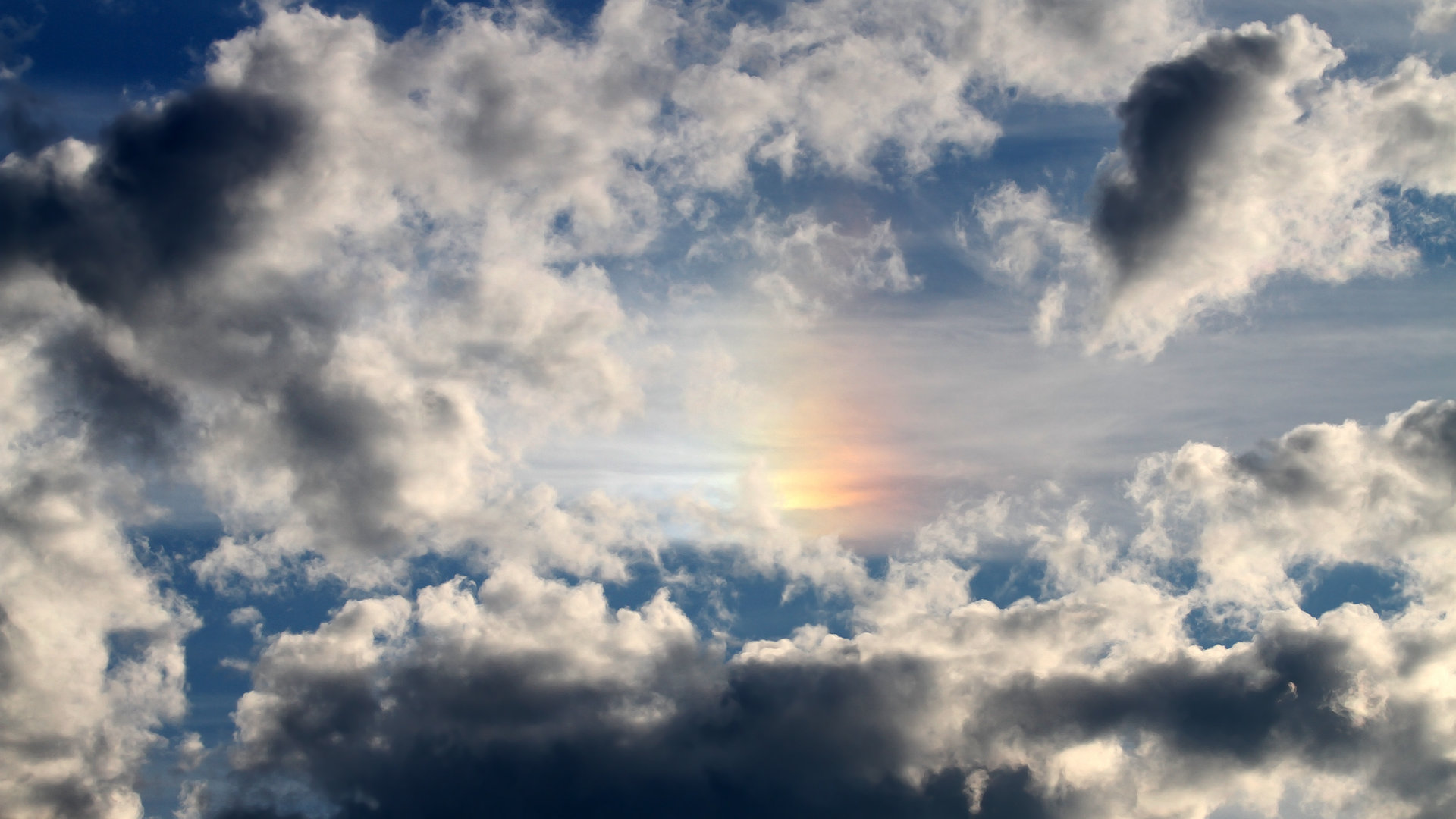 热刺连续进攻打出比赛主动权，热刺两连胜