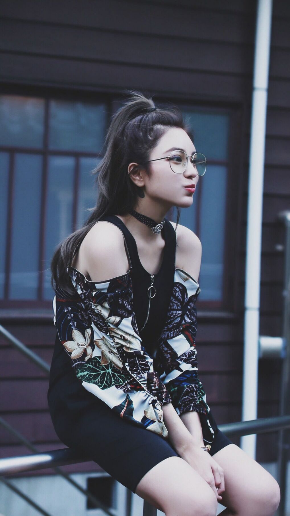 凯莉·麦基翁决赛冲线瞬间震撼全场，凯莉.麦基翁